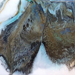 « Envol » Art fluide et résine sur plexiglass 24x24 VENDU